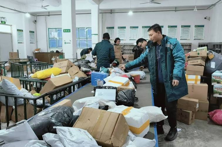 甘肃敦煌探设公益性岗位 实现“快递进村”全覆盖